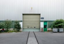 Sectional garage Doors