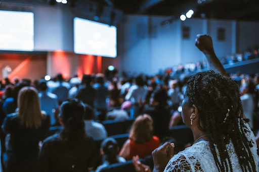 The Rise of Hybrid Conferences and the Role of Event Planners in 2025